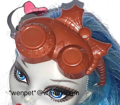 Monster High Robecca Steam Art Class Goggles Glasses Accessories Doll Spares • $8.07