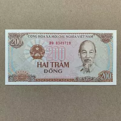 Vietnamese 200 Dong Banknote. Vietnam Currency. Post Vietnam War Memorabilia UNC • $3.95