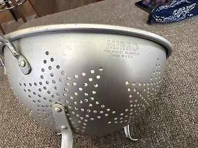 Vintage MIRRO Aluminum 7 Star Colander Strainer ~ 9  W/Handles ~ 3 Feet ~ NICE!! • $19