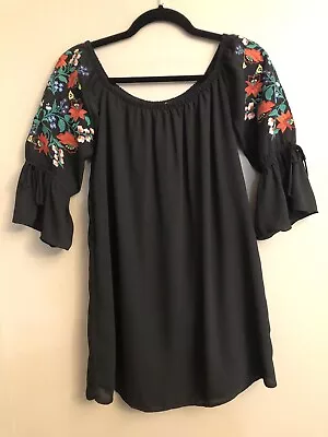 VaVa By Joy Han Women Boho Embroidered Black Off/On Shoulder Dress Tunic Size XS • $25