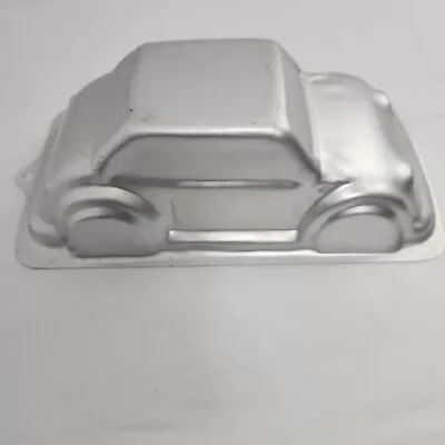 Wilton 3D Car Cake Pan Vintage 2001 2105-2043 Metal • £24.13