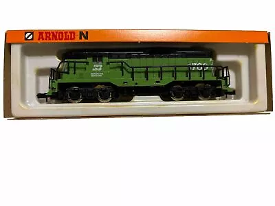 Arnold 5044 N Scale Burlington Northern GP-9 Diesel Locomotive #1760 • $49.99