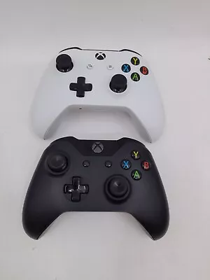 Genuine Microsoft  Xbox One Black Wireless Controller 1537 1708 • £19.99