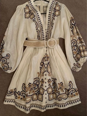$450 • Buy Zimmermann Estelle Paisley Dress Size ( Size 10 ) RRP$795
