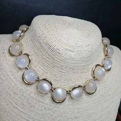 $20.99 • Buy Vintage Jewelry White Moonglow Cabochon Link  Necklace. 8759