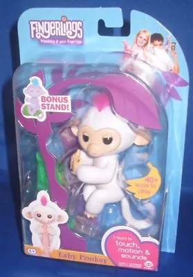 $25.85 • Buy Wowwee Authentic Fingerlings Sophie White Baby Monkey W/bonus Stand, New