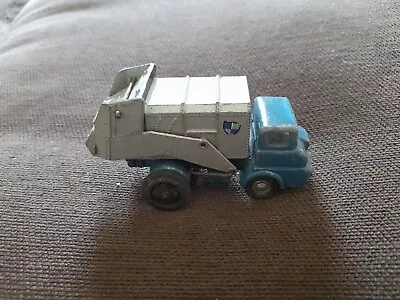 Budgie Model - No.274 - Refuse Truck  • £4.99