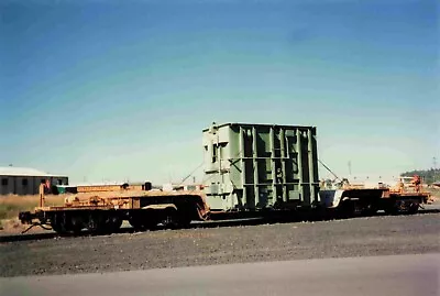 Flat Car With Sea Can Train Photo 4X6 #4320 • $7.49