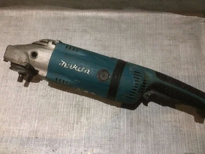£19 • Buy Makita Heavy Duty 230mm Angle Grinder 110v