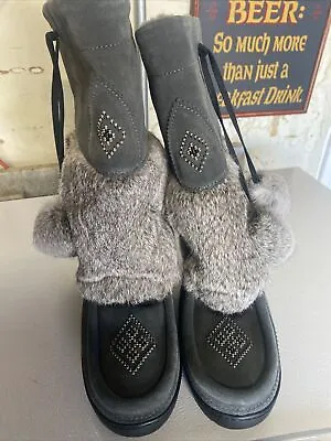 Manitobah Mukluks Tall Gray Fur Winter Boots Women's 10 L10/M8 • $159.79