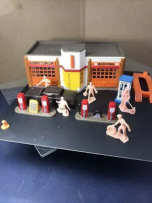 Plasticville Gas Station Service Station Car Wash O Scale With Accessories • $72