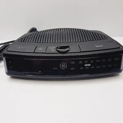 Vintage General Electric GE Digital Clock Radio EA7-4615A Black Working • $36.95