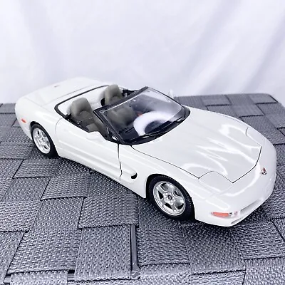 Burango 1997 C5 Chevy Corvette White Convertible 1:18 Made In Italy Die Cast • $35