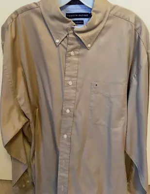 VINTAGE Tommy Hilfiger Long Sleeve Button Shirt Mens Size M Tan • $10