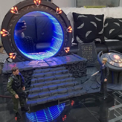 £17.90 • Buy Stargate Glowing Model Resin Crafts Ornament Decor Figures Movie Collection Gift
