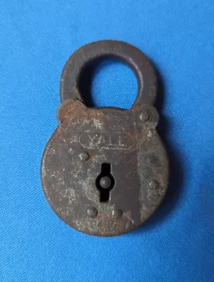 Vintage Iron Padlock YALE & TOWNE LOCK CO. Stamford Conn. 2  Diameter • $3.97