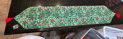 Vintage Christmas Table Runner Linen Holly Berries Red Tassels Impressive ! • $19.50