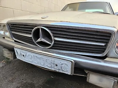 Mercedes Benz 1972-89 W107 SL SLC FRONT GRILL ASSEMBLY R107 • $325