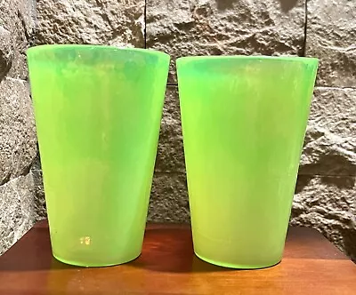 Set Of 2 Yalos Cara Murano Tumbler Lime Mint Neon Green Color Milk Glass • $70