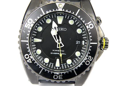 Men's Seiko Divers 5M62-0BL0 Kinetic Watch - 200m • £299.95