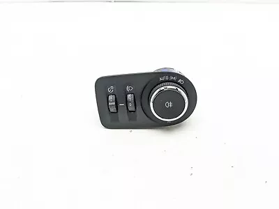 Vauxhall Astra Headlight Fog Light Control Switch 39050762 K Mk7 2016 • £14.99