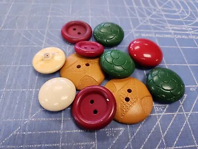 10  Vintage Buttons Sportswear Wooden Coat Apparel  • $8.99
