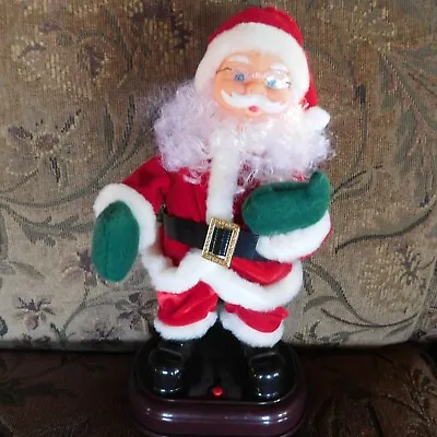 VINTAGE SANTA CLAUSE DANCING TO THE TUNE OF MERRRRY CHRISTMAS  15  Tall • $19.99