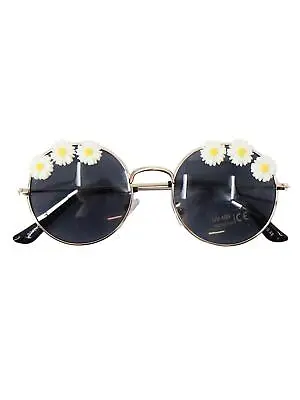 1960s Style Daisy Trim Round Retro Sunglasses • £16.99