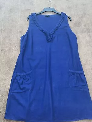 Marks & Spencer Women’s Shift Dress - UK Size 20 • £10