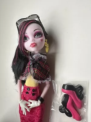 Monster High Doll Draculaura I Love Shoes • $149.99