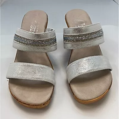 Onex Amellia Silver Two Band Platform Wedge Sandals Size 8 - EUC • $63