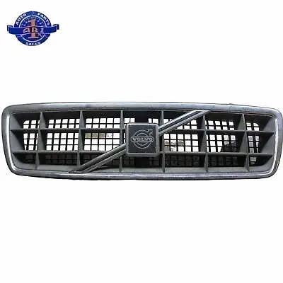Upper Grille Volvo 70 Series Station Wagon 1998 1999 2000 2003 2004 • $160