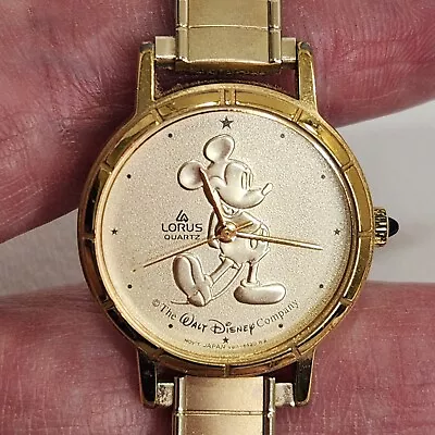 Vtg Lorus Womens Watch Disney Mickey Mouse  Gold Tone V811-1410 Ladies • $20.59