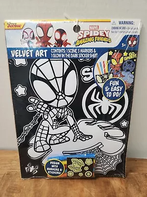 2 NEW DISNEY Junior Marvel Spidey Velvet Art Mini Coloring Poster Kit 10x7.5  • $6.79