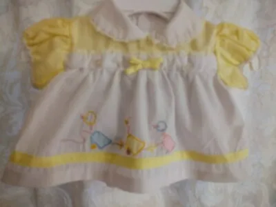 Vintage Baby Dress Yellow Embroidered Ducks Lace Trim 0-6 Months • $20.66