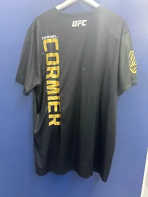 UFC Reebok Adult 2XL Daniel Cormier World Champion Walk Out T-shirt • £49.99