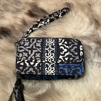 Vera Bradley Wristlet - Canterberry Cobalt Print • $8