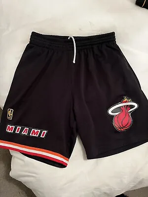 Mitchell & Ness 1996 - 1997 Miami Heat NBA Swingman Basketball Shorts Large • £25