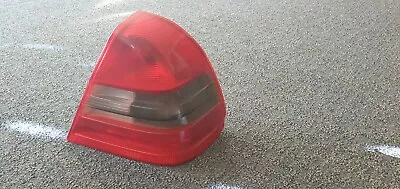 RH Tail Light Lamp 94-97 Mercedes Benz C280 C230 C36 W202 - 202 820 14 64 • $35