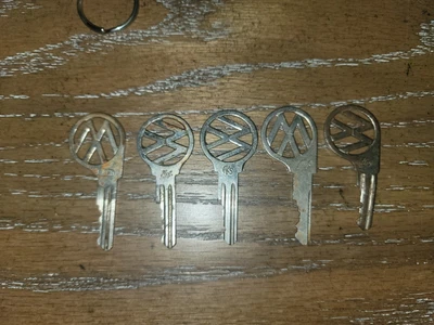 $50 • Buy Five (5) Vintage VW Volkswagen Cutout Keys Beetle Bug Microbus Van Bus Ghia (A)