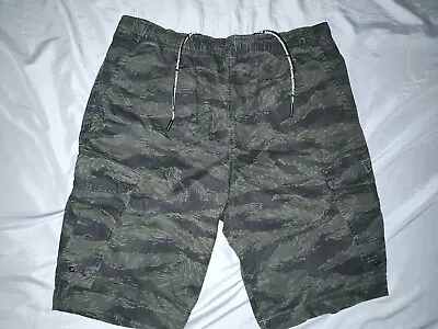 Superdry Men's Shorts - Superdry Vintage Core Cargo Camo - NWOT - Large • $64.99