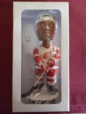 $28 • Buy Steve Yzerman Hockeytown Bobblehead
