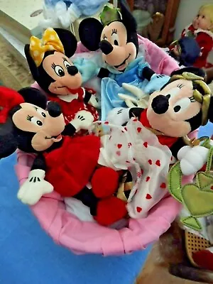 Lot Of 4 Minnie Mouse Plush Disney Dolls Approx. 9 Inches Tall With Tags • $17.99