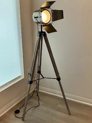 Spotlight Hollywood Searchlight Tripod Vintage Style Spotlight LAMP • $58.89