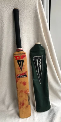 £45 • Buy Duncan Fearnley DF Attack With Ian Botham Cricket Bat - Old Collectable