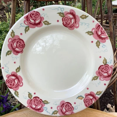 £39.95 • Buy EMMA BRIDGEWATER . Scattered Rose . 10-1/2  DINNER PLATE . Pink Roses . Flowers