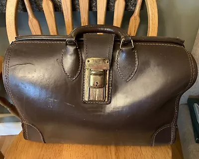 Vintage Ford Motor Co Brown Leather “Doctor” Style Briefcase-RARE-  Read Desc  • $119.99