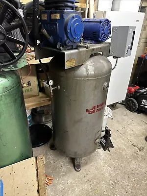 Quincy 80 Gallon - 7.5HP Air Compressor (220V 3-Phase) • $1000