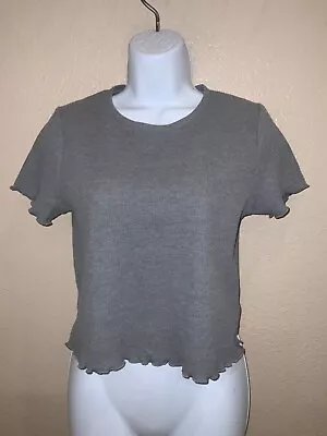 Wild Fable CROPPED GRAY Short Sleeve LETTUCE Ruffle Hems Stretchable 58% Cotton • $20.28