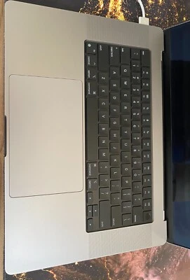 $699 • Buy Apple MacBook Pro 16 Inch Laptop 2021 M1 MAX 32 Core GPU 32GB 1TB SSD -FOR PARTS